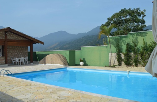 Tesouro da Colina Apartment | Beautiful Island Guest House - Castelhanos Suite
