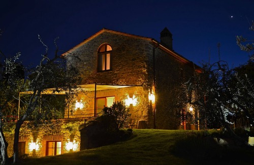 Castelnuovo Berardenga Villa | Beautiful Private & Luxurious Tuscan Villa Near Siena/Scenic Views/Crete Senesi