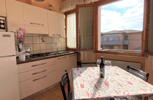 Mazzanta Apartment | Beautiful apartment for 5 people with TV, balcony and parking