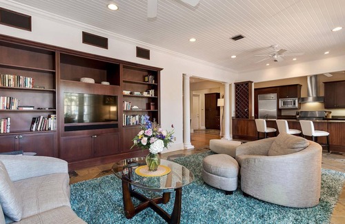 Idlewyld House | Beautiful Key West Style Home off Las Olas & Intracoastal: Private Pool & Dock