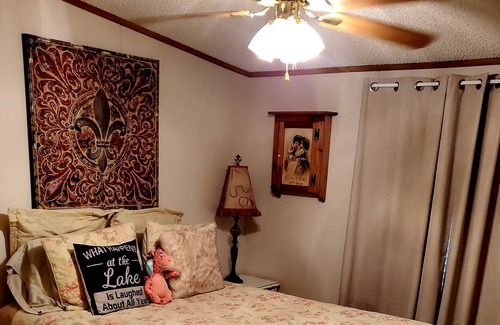 Graham House | Beautiful Lake front Getaway w/private dock