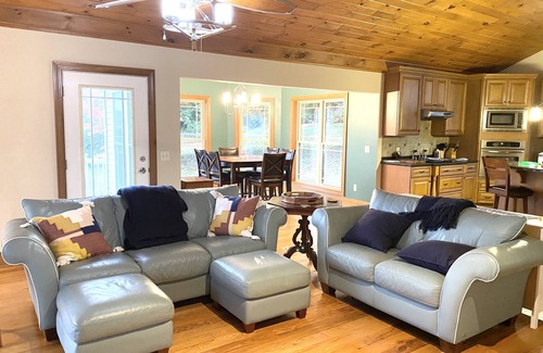 Niobe House | Beautiful Lake House in Point Chautauqua- Available Year Round! NEW BUNK ROOM