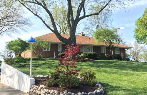 Benton Harbor House | Beautiful Lake Michigan Property with Private Beach. Sleeps 10