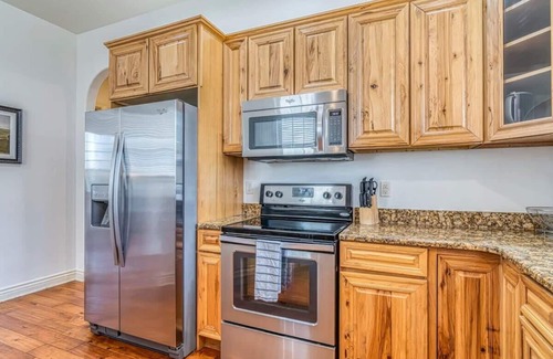 Indian Point Condo | Beautiful Lake/Ozark Mountain View(2 min to SDC)