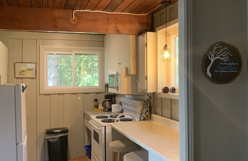 Chisholm Cottage | Beautiful Lakefront Cottage (fishing, boating, hiking, relaxing)