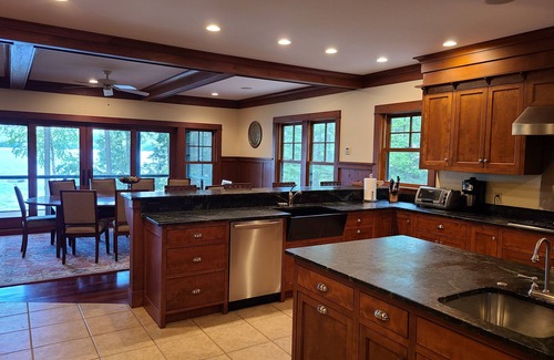 Sunapee House | Beautiful Lakefront Home Perfect for Every Season
