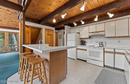 Paradox House | Beautiful lakefront house on Paradox lake with tremendous views and privacy.
