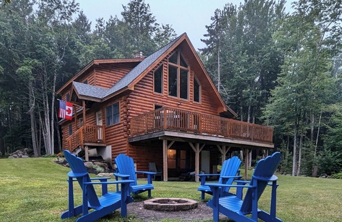 Ellsworth House | Beautiful Lakeside Log Home near Acadia National ParknKayak/Canoe/Swim/Fish
