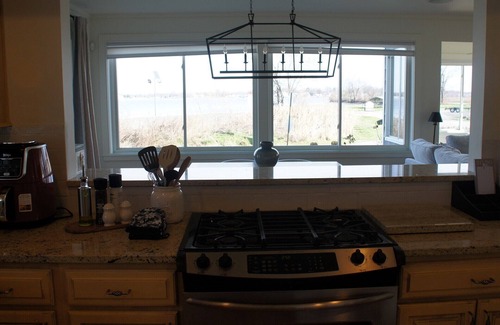 Fairfield Beach House | Beautiful lakeside view of Buckeye Lake! 5 minutes from all popular amenities.
