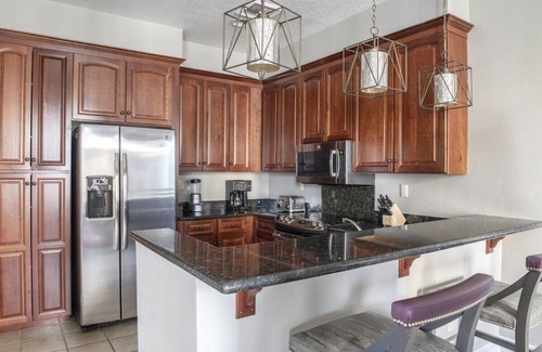 Las Vegas Hotel | Beautiful Las Vegas Resort near the Strip!