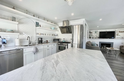 Balboa Peninsula House | Beautiful Location On Balboa Peninsula