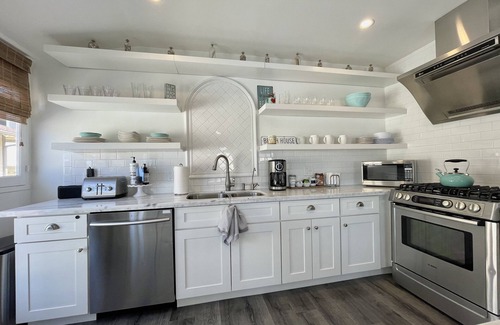 Balboa Peninsula House | Beautiful Location On Balboa Peninsula