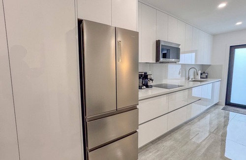 West Little Havana Cottage | Beautiful Loft Cottage in the heart of Miami