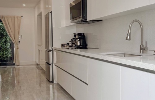 West Little Havana Cottage | Beautiful Loft Cottage in the heart of Miami