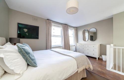 Fulham Apartment | Beautiful loft style apartment
