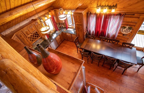 Carriage Hills House | Beautiful Log Home - Spectacular View