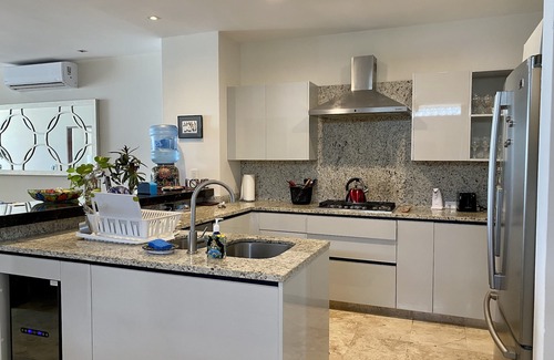 Bucerias Condo | Beautiful, Luxurious Beachfront Condo in Bucerias