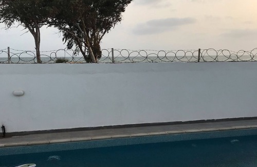 Bargny Gouddau House | Beautiful luxurious beachfront villa