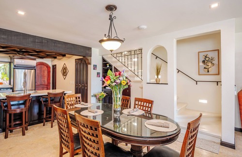 Playa Flamingo Condo | Beautiful, Luxury Beachfront Villa in the prestigious Palms development