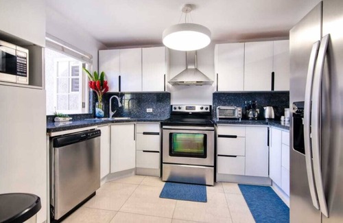 Montego Bay Condo | Beautiful Luxury Oceanfront Property Montego Bay Property