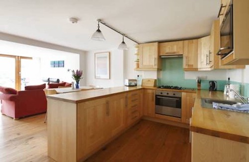 Brighton Apartment | Beautiful, luxury two bedroom apartment, within easy reach of the city centre,