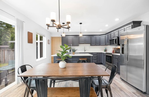 Maple Valley House | Beautiful Maple Valley home, near Eastside, Renton, near HW18 & SeaTac Airport