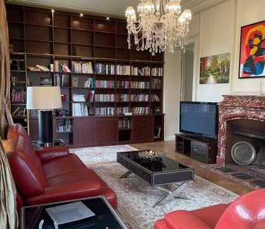 Louhans Villa | Beautiful Master House Louhans center