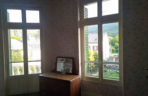 Barcelonnette Villa | beautiful mexican villa lots of charm