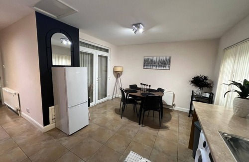 Weston on Trent House | Beautiful Modern 3-Bedroom House w/Garden