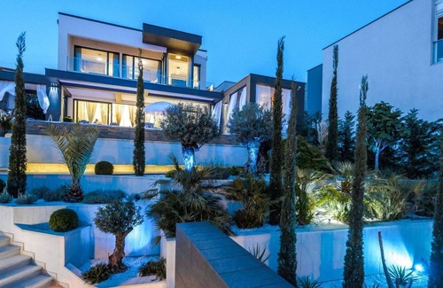 Crikvenica Cottage | Beautiful modern and luxurious villa with an enchanting view of the sea