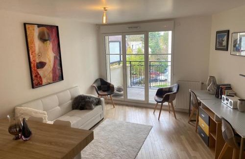 Clamart Apartment | Beautiful modern apartment near Paris