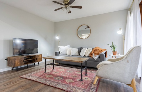 Branson West Condo | Beautiful Modern Condo Close To Silver Dollar City