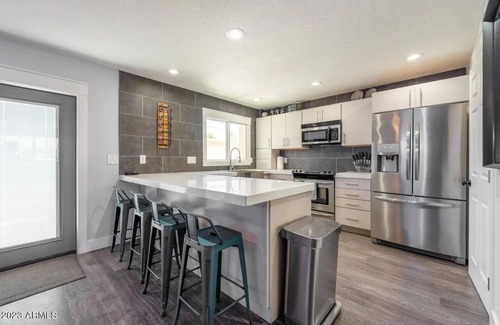 Casa Granada Townhouses Condo | Beautiful Modern Condo Walking Distance to Old Town Scottsdale