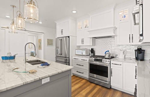 Sister Bay Condo | Beautiful Modern Condo with Incredible View!
