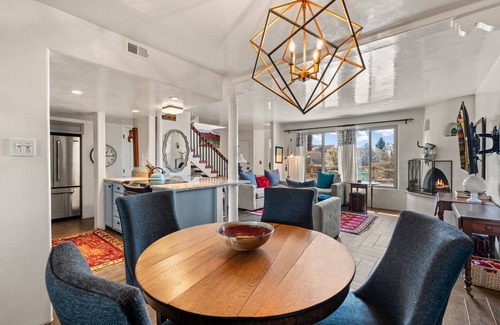 Historic Eastside Hotel | Beautiful, Modern Fort Marcy Condo Close To The Plaza