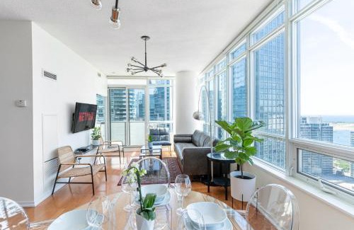 Downtown Toronto Apartment | Beautiful Modern Toronto Luxurious Scotiabank Arena