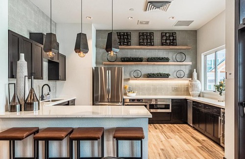 Northeast Colorado Springs Apartment | Beautiful modern Mountain view 1 bedroom