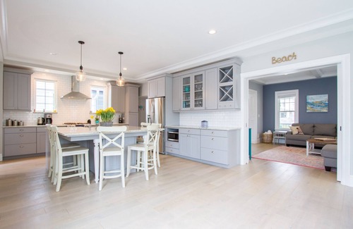 Asbury Park House | Beautiful modern Victorian home with a 14’x21’ Inground salt water pool.