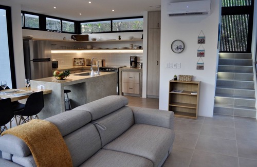Matapalo Villa | Beautiful Modern Villa only 5 minutes from the beach.