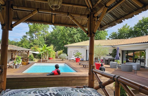 Biganos Villa | Beautiful modern villa 3 minutes from the lake