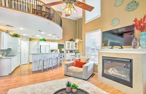 Walden on Lake Conroe House | Beautiful Montgomery Home w/Lakefront Deck!