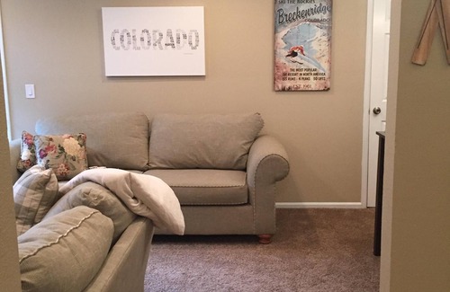 Georgetown Condo | Beautiful Mountain Condo by the Creek