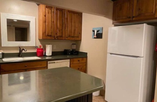 Morgan House | Beautiful Mountain Valley Basement Apt