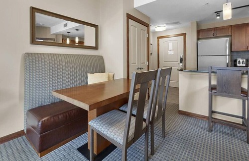 Canmore Condo | Beautiful Mtn Views w Hot Tub
