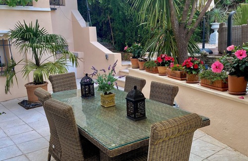 Camps-la-Source House | Beautiful Napoleonic Mansion set in a 1000 year old Provencal Village