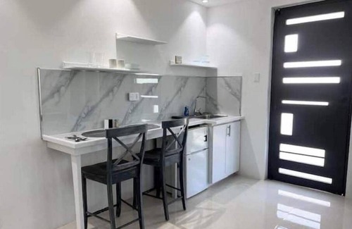 Whitehouse Apartment | Beautiful Nature Views Steps from Beach, Sunrise @ Happy Life Villas