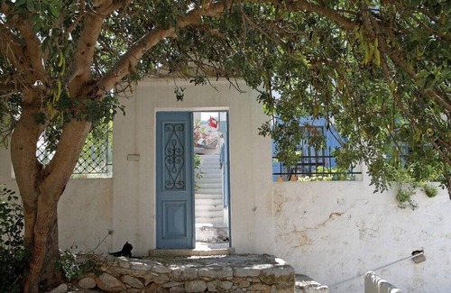 Symi Villa | Beautiful Neoclassical Villa in Symi - Quiet and Overlooking Harbour and Sea