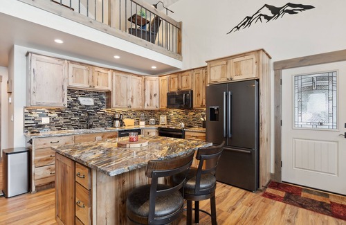 Kalispell Ski Chalet | Beautiful, new chalet centrally located to all major attractions in the valley!