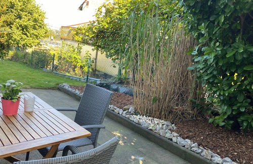 Wermelskirchen Apartment | Beautiful, newly renovated apartment with terrace, 2 min. to the highway