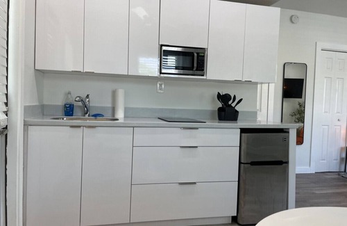 East Little Havana Apartment | Beautiful newly renovated chic studio on little habana.